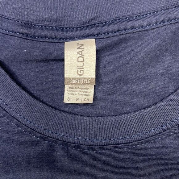 My Pet is a Velociraptor with a Fluffy Butt Blue Graphic Tee Size Small - Picture 4 of 6